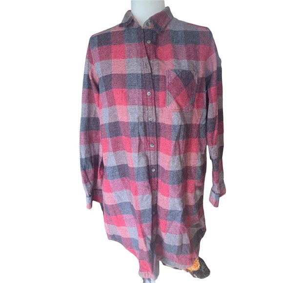 Roots Flannel Long Sleeve Plaid Tunic with pockets - Picture 7 of 7